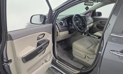 Kia Canival 2017, 147466 км, за 9641.7 USD - фото 10