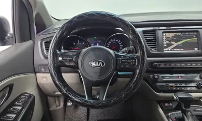 Kia Canival 2017, 147466 км, за 9641.7 USD - фото 13