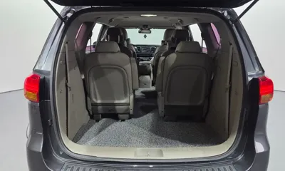 Kia Canival 2017, 147466 км, за 9641.7 USD - фото 19