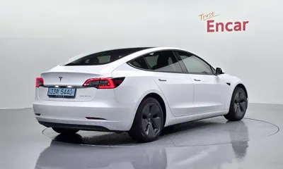 Tesla Model 3 2022, 108611 км, за 19437.03 USD