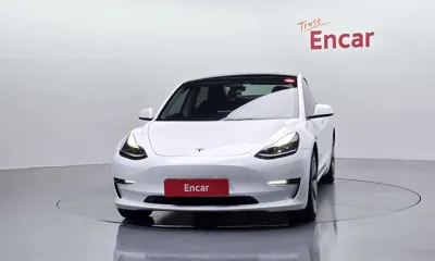 Tesla Model 3 2022, 108611 км, за 19437.03 USD