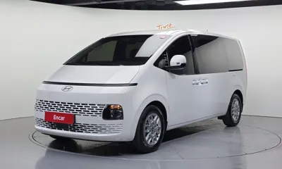 Hyundai Staria · 2025 год