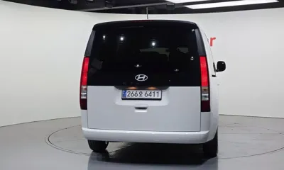 Hyundai Staria 2025, 29049 км, за 21097.86 USD