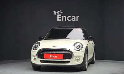 MINI Cooper 2020, 80161 км, за 5776.55 USD