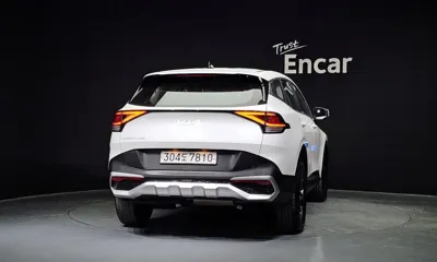 Kia Sportage 2023, 86401 км, за 13544.76 USD