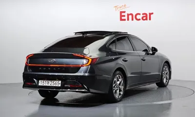 Hyundai Sonata 2020, 88272 км, за 12473.72 USD