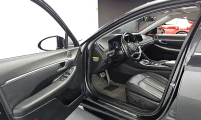 Hyundai Sonata 2020, 88272 км, за 12473.72 USD - фото 11