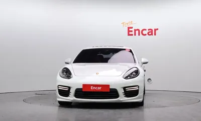 Porsche Panamera 2015, 130122 км, за 22464.48 USD
