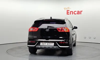 Kia Niro 2017, 117617 км, за 8977.37 USD