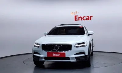 Volvo V90 2018, 92158 км, за 18962.67 USD