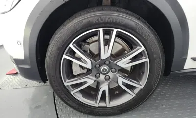 Volvo V90 2018, 92158 км, за 18962.67 USD