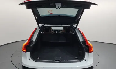 Volvo V90 2018, 92158 км, за 18962.67 USD - фото 20