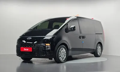 Hyundai Staria · 2023 год