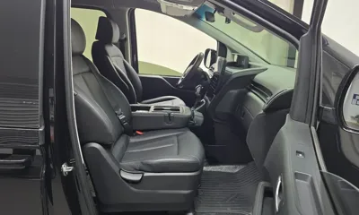 Hyundai Staria 2023, 69052 км, за 18307.73 USD - фото 26