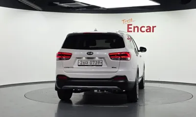 Kia Sorento 2016, 116066 км, за 8125.85 USD