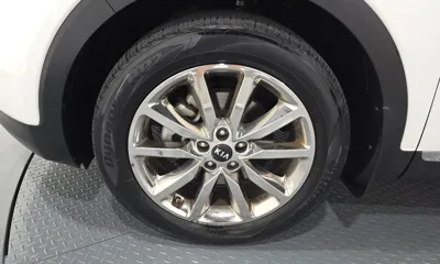 Kia Sorento 2016, 116066 км, за 8125.85 USD