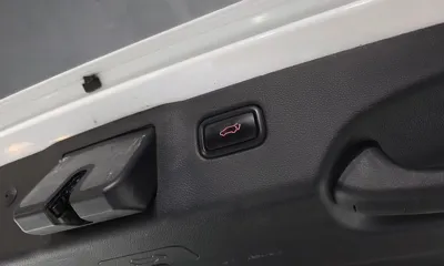 Kia Sorento 2016, 116066 км, за 8125.85 USD - фото 20