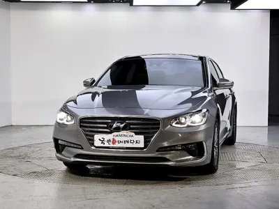 Hyundai Grandeur 2018, 207600 км, за 6830.61 USD
