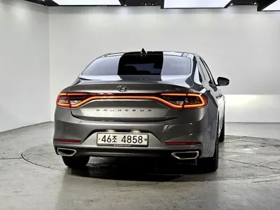 Hyundai Grandeur 2018, 207600 км, за 6830.61 USD
