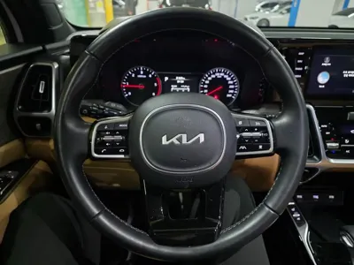 Kia Sorento 2023, 24887 км, за 18392.01 USD