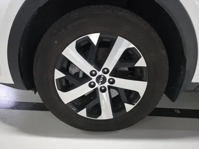 Kia Sorento 2023, 24887 км, за 18392.01 USD - фото 20
