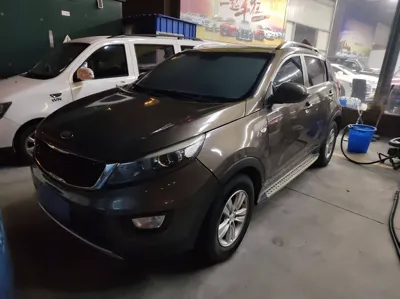 Kia Sportage R · 2015 год