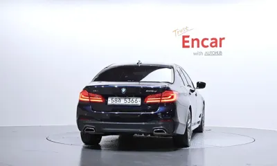 BMW 5-Series 2018, 93980 км, за 17068.41 USD