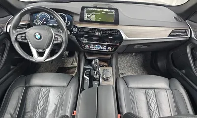 BMW 5-Series 2018, 93980 км, за 17068.41 USD - фото 7