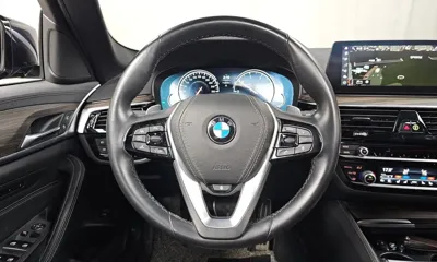 BMW 5-Series 2018, 93980 км, за 17068.41 USD - фото 13