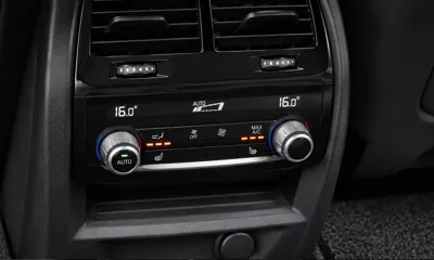 BMW 5-Series 2018, 93980 км, за 17068.41 USD - фото 28