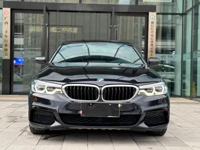 BMW 5 Series 2020, 60000 км, за 24616.94 USD