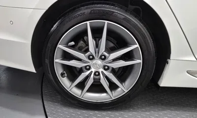 Hyundai Sonata 2016, 95207 км, за 9042.42 USD