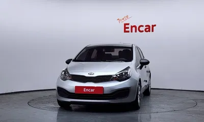 Kia Pride 2013, 57879 км, за 2312.52 USD