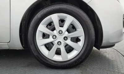 Kia Pride 2013, 57879 км, за 2312.52 USD