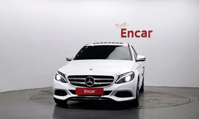 Mercedes-Benz C-Class 2018, 113230 км, за 10181.29 USD