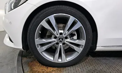 Mercedes-Benz C-Class 2018, 113230 км, за 10181.29 USD