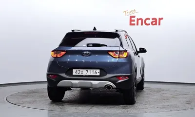 Kia Stonic 2019, 96231 км, за 7862.57 USD