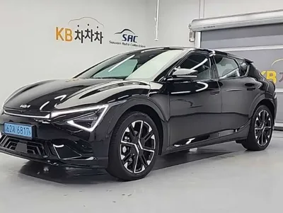 Kia EV6 · 2025 год