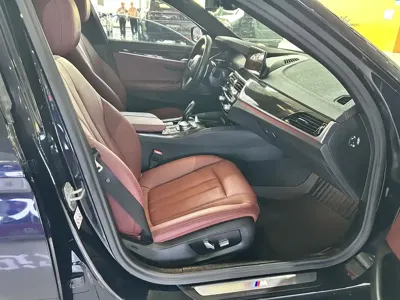 BMW 5 Series 2020, 81000 км, за 26743.28 USD - фото 6