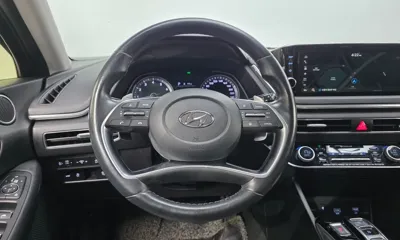 Hyundai Sonata 2020, 73972 км, за 9715.11 USD - фото 15