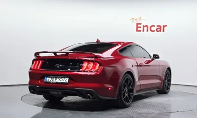Ford Mustang 2023, 19879 км, за 22794.8 USD