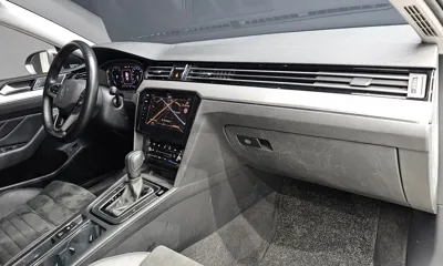 Volkswagen Passat 2021, 87093 км, за 14260.59 USD - фото 28