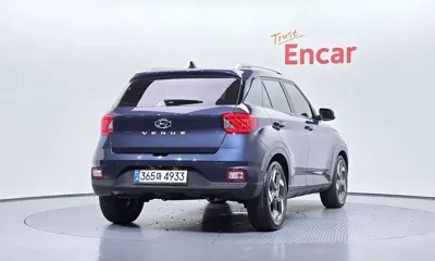 Hyundai Venue 2020, 26908 км, за 11152.68 USD