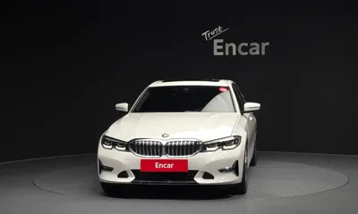 BMW 3-Series 2019, 93911 км, за 15798.53 USD