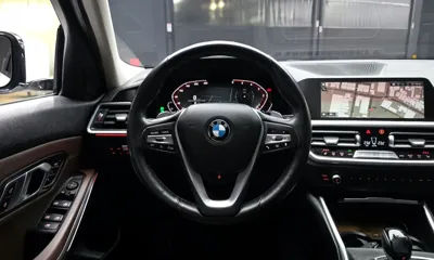 BMW 3-Series 2019, 93911 км, за 15798.53 USD - фото 13