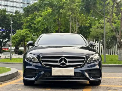 Mercedes-Benz E-Class 2020, 50000 км, за 28997.01 USD