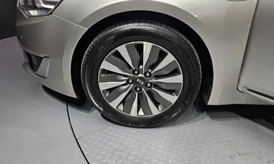 Kia K7 2014, 222626 км, за 3744.09 USD