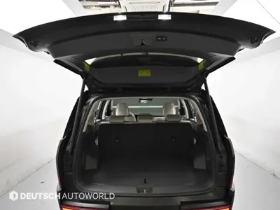 Hyundai Santafe 2025, 9588 км, за 25081.45 USD - фото 19