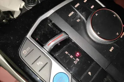 BMW i3 2024, 38100 км, за 22773 USD - фото 14