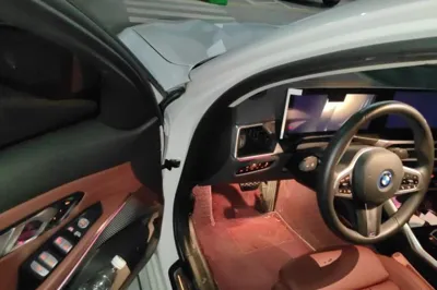 BMW i3 2024, 38100 км, за 22773 USD - фото 16